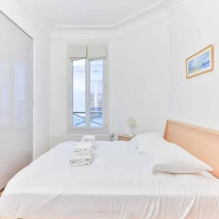 Bright, Modern Apartment- 14 Arrd- Mobility Lease Apartment *